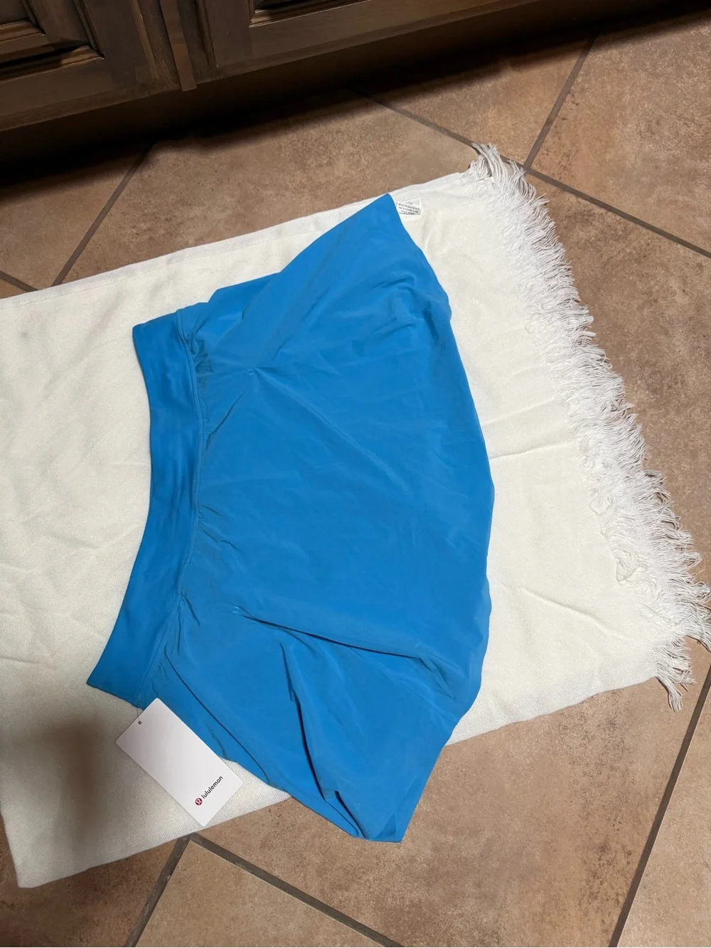 lululemon athletica lightweight skater